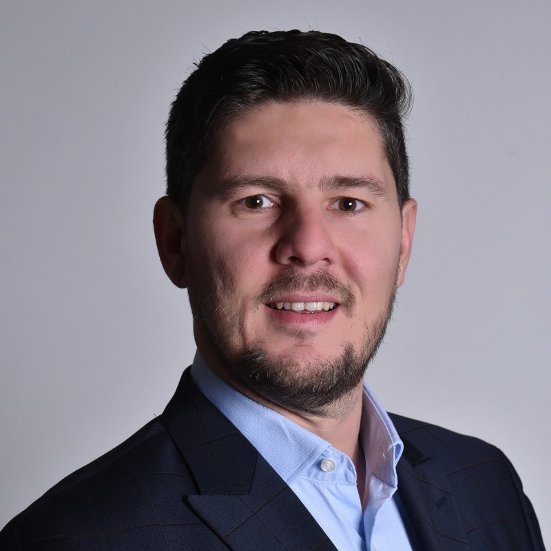 hichem abdelhak photo